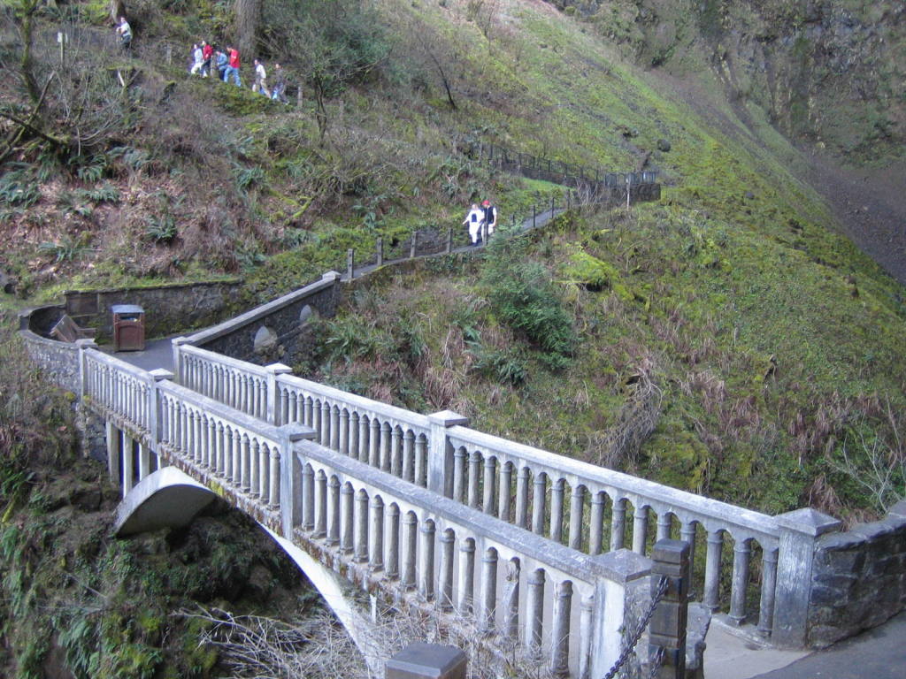 Multnomah+Falls,+Oregon,+USA+13