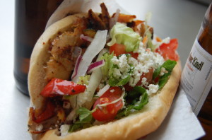 ドイツのベルリンで大行列！ムスタファズ・ゲミューゼケバブが大人気