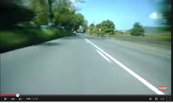 【動画】マン島の世界最恐レース！バイク時速３２０ｋｍの世界がヤバイｗｗｗ（ガイ・マーティンGuy Martin）