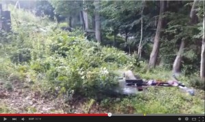 【自作兵器】銃が撃てるドローンを自作し話題に