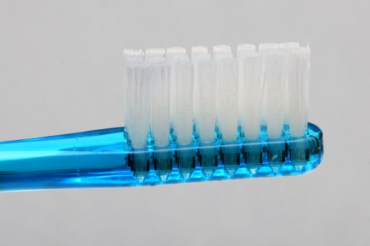 デンターシステマ歯ブラシを3年以上使った結果。矯正中のオススメ！歯周ポケットに入ってくる！