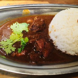 天神のインスタ映えするカレー屋Tikiのチキンカレーが旨い！