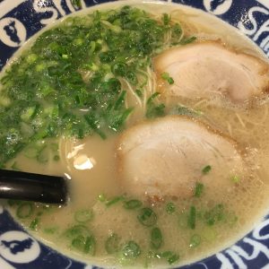 【福岡観光に来たらココ！】博多・天神エリアの最強ラーメン店BEST7。地元民が秘密にしたい最強ラーメン店